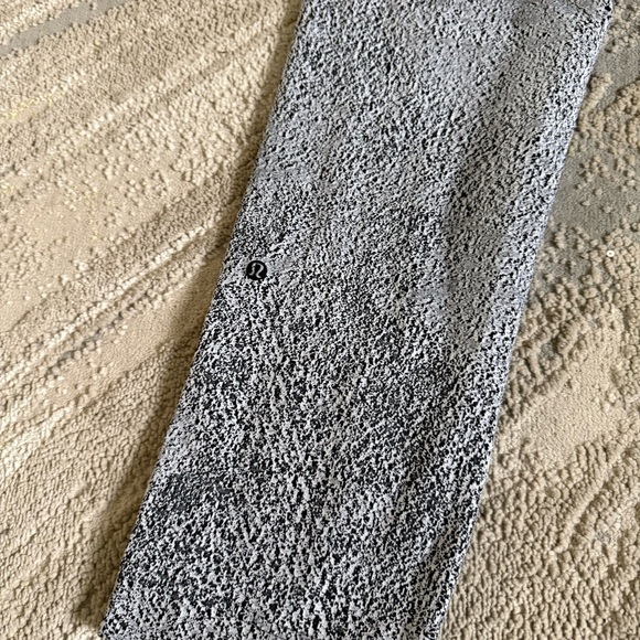 Lululemon Jet Pants  7/8 Length pull on black white speckled Luxtreme 10 - Picture 8 of 11